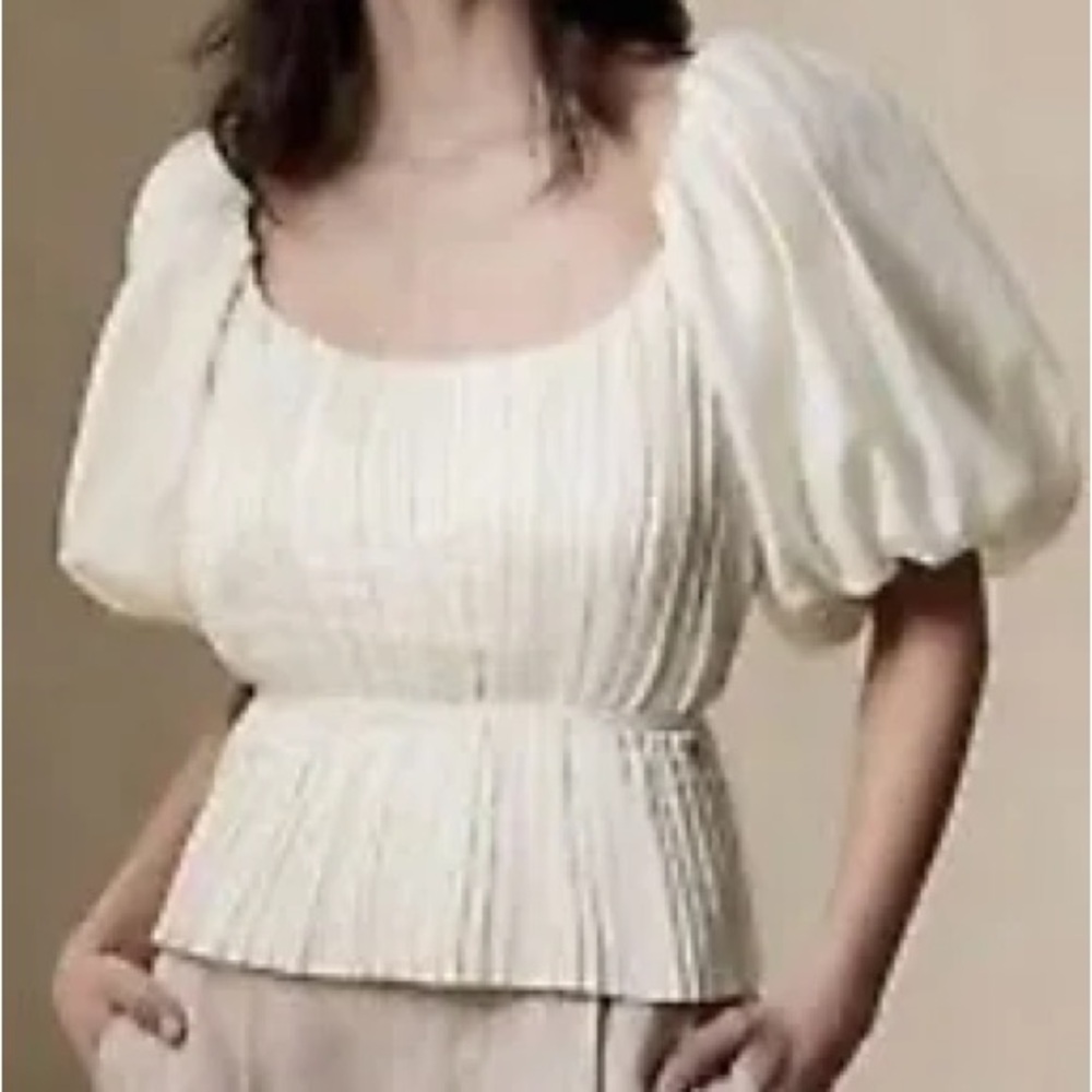 NWT Banana Republic Accordion Puff Sleeve Blouse